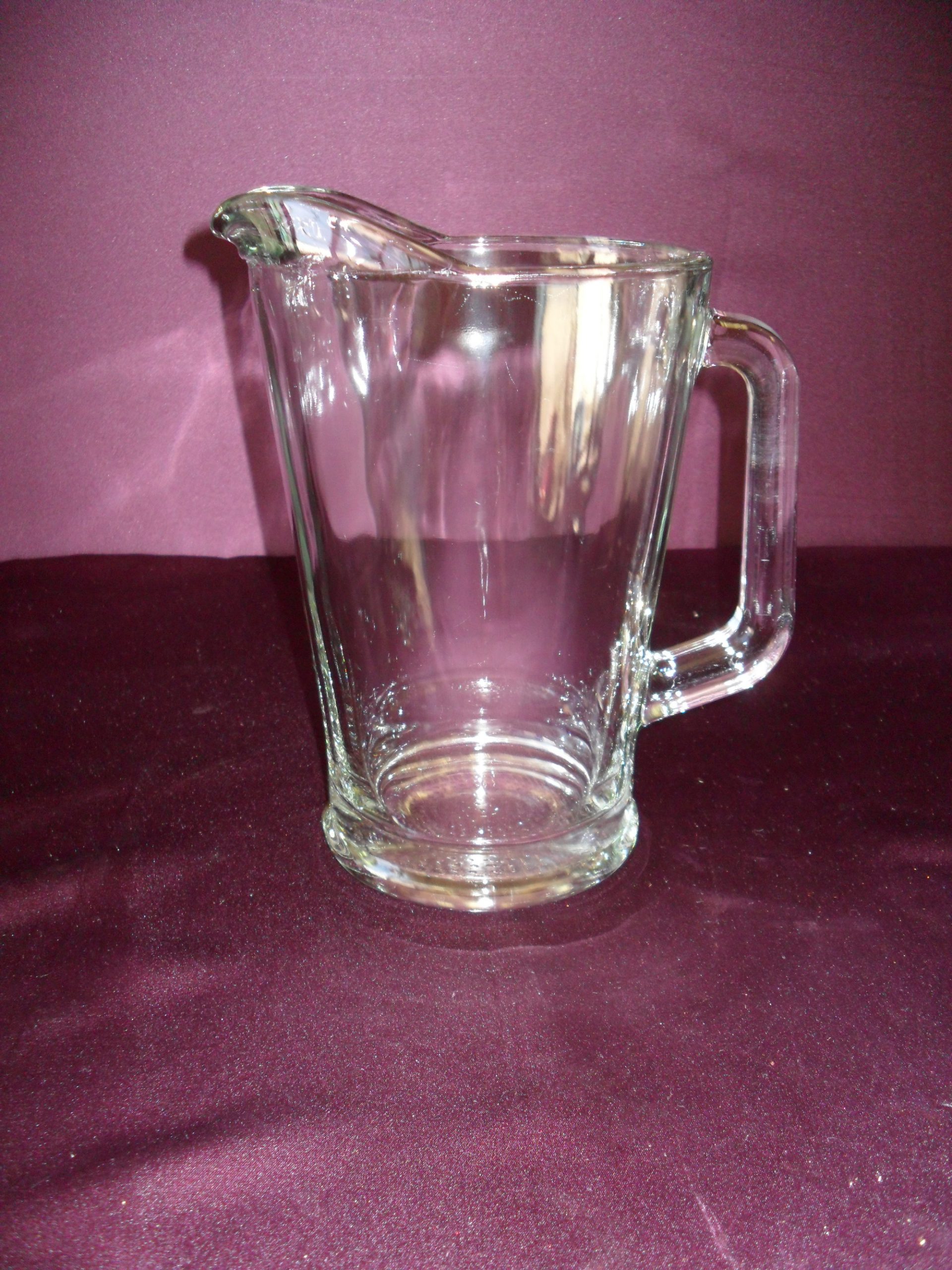 https://tlceventrentals.com/wp-content/uploads/2014/11/products-clear_glass_pitcher_64oz-scaled.jpg